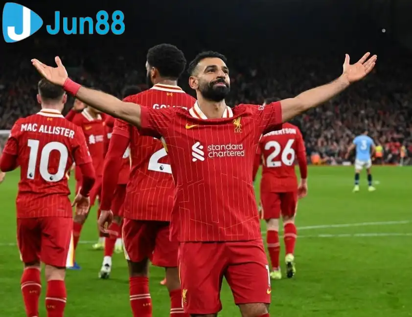 Salah dù vẫn thể hiện tốt nhưng Liverpool cần tính đến tương lai