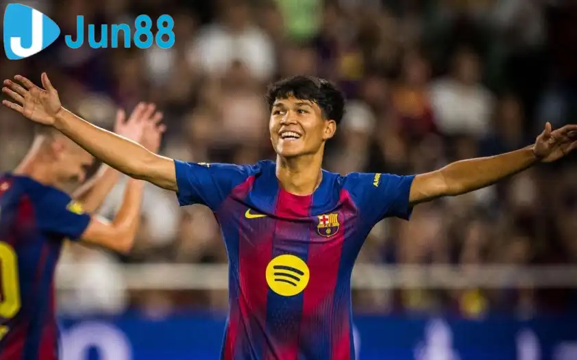 Sao trẻ gốc Philippines Dro Fernandez có thể sẽ được HLV Hansi Flick trao cơ hội (Ảnh: AS)