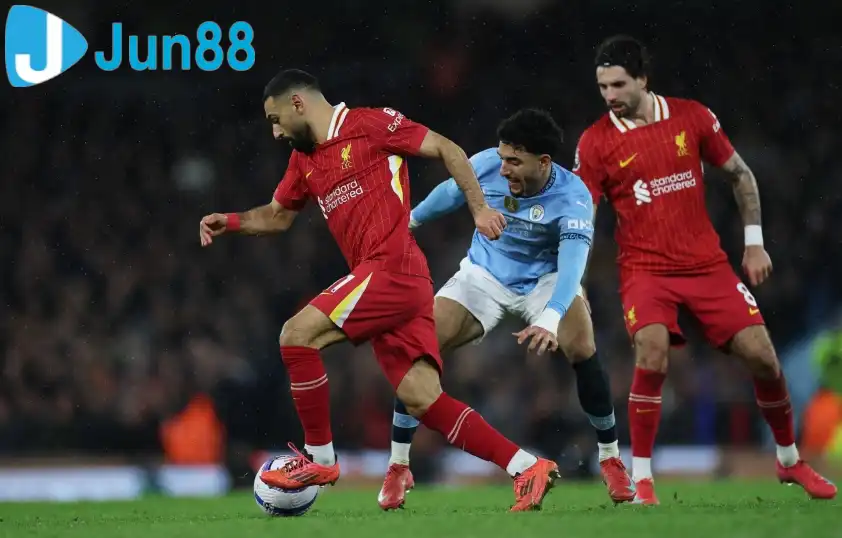 Tâm điểm của bóng đá châu Âu cuối tuần này (Ảnh: GOAL)